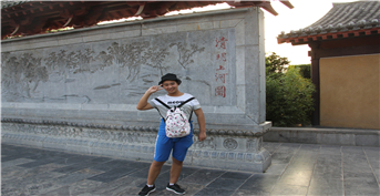 曹騰午